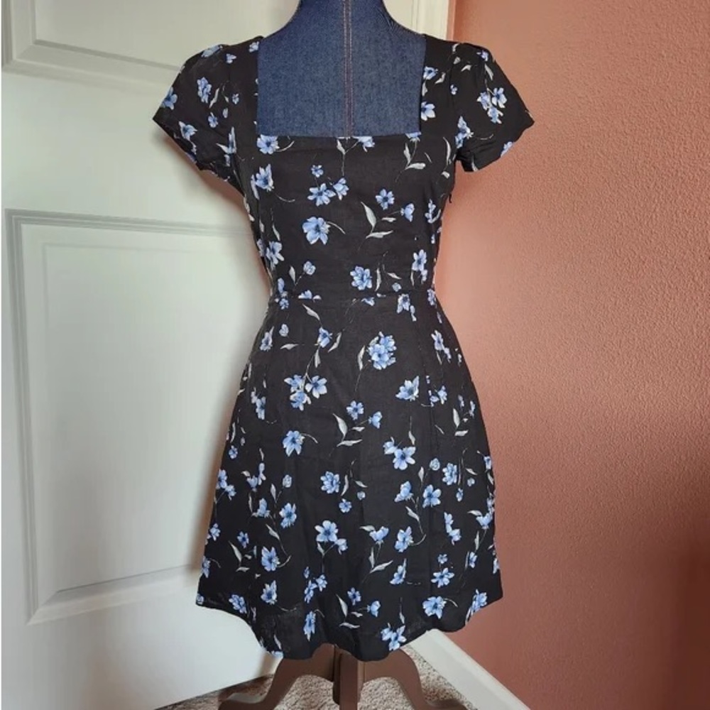 Forever21 Dress- Black w/ Blue Flowers